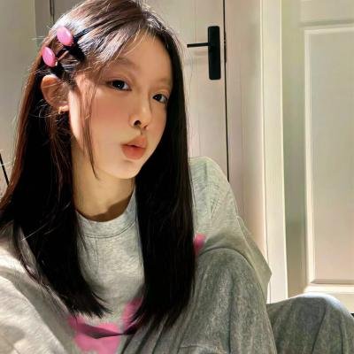 玛丽莲有深黑之眸